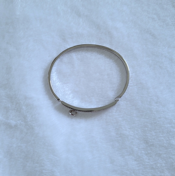 Coach Silver🤍 Pave Bar Hinged Bangle - NWOT - Picture 12 of 13